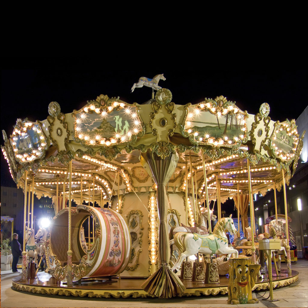 Cheval carrousel - New and Vintage